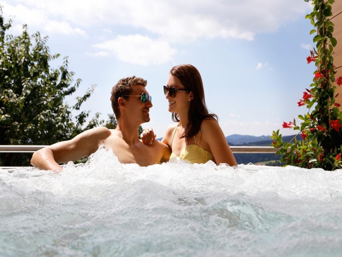 Thula Wellnesshotel Bayerischer Wald Lalling Exterior foto